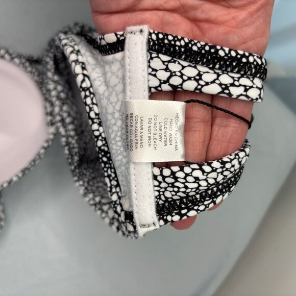 REE BEES Bikini Top Sz Med Black White Pebble Wide Straps Push Up NWT Underwire - Picture 8 of 9